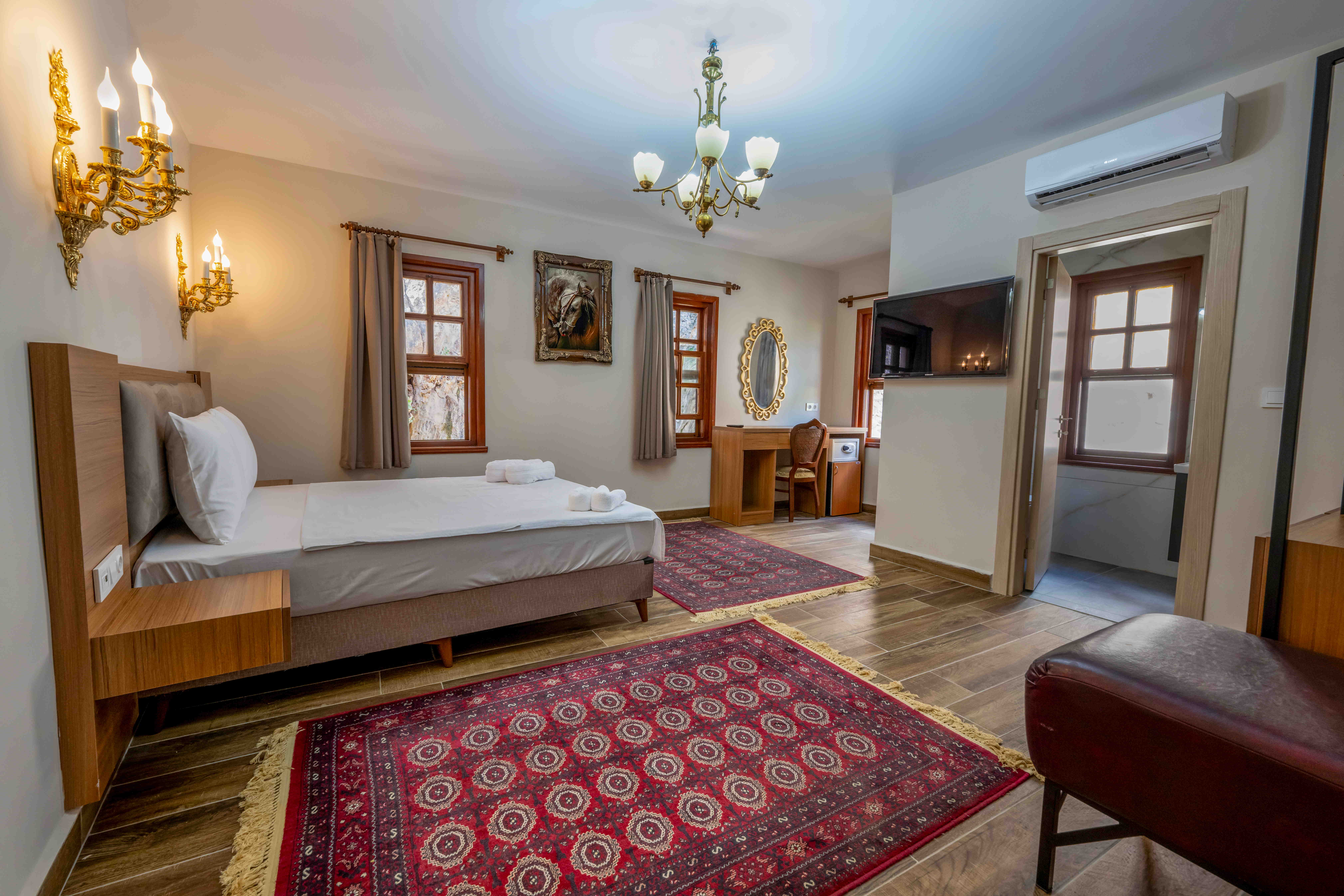 Lionas Hotel Kaleici 1