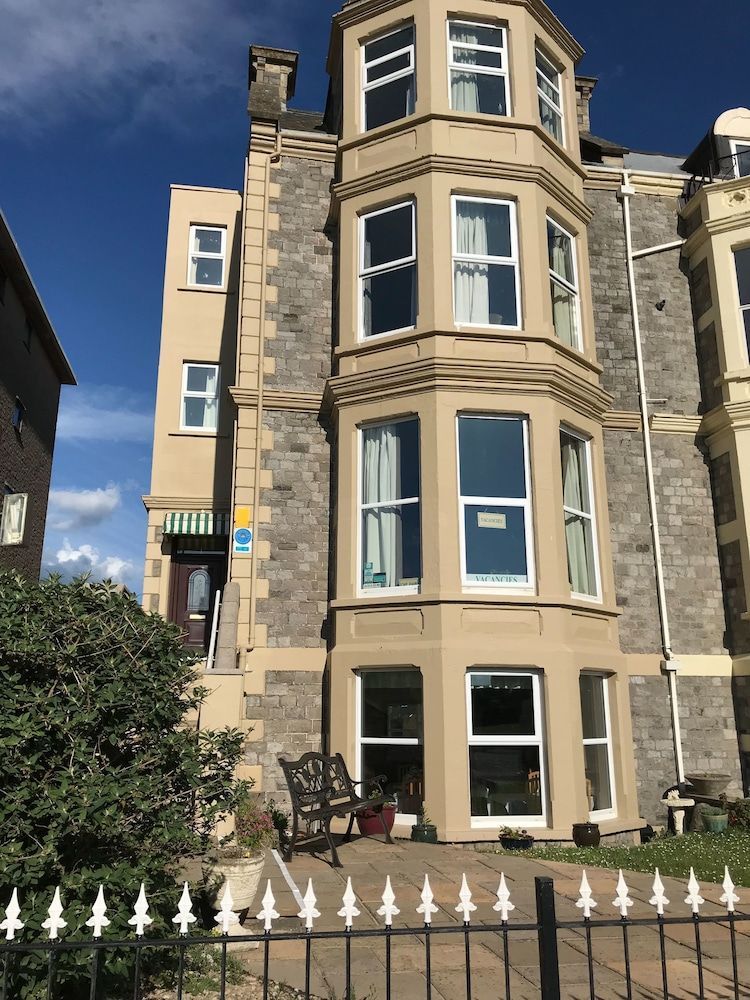 The Beaches Family B&B 1