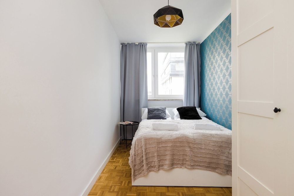 ShortStayPoland Grzybowska B167 1