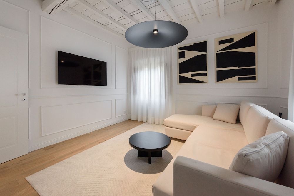 Pitti Prestige by Mmega 1