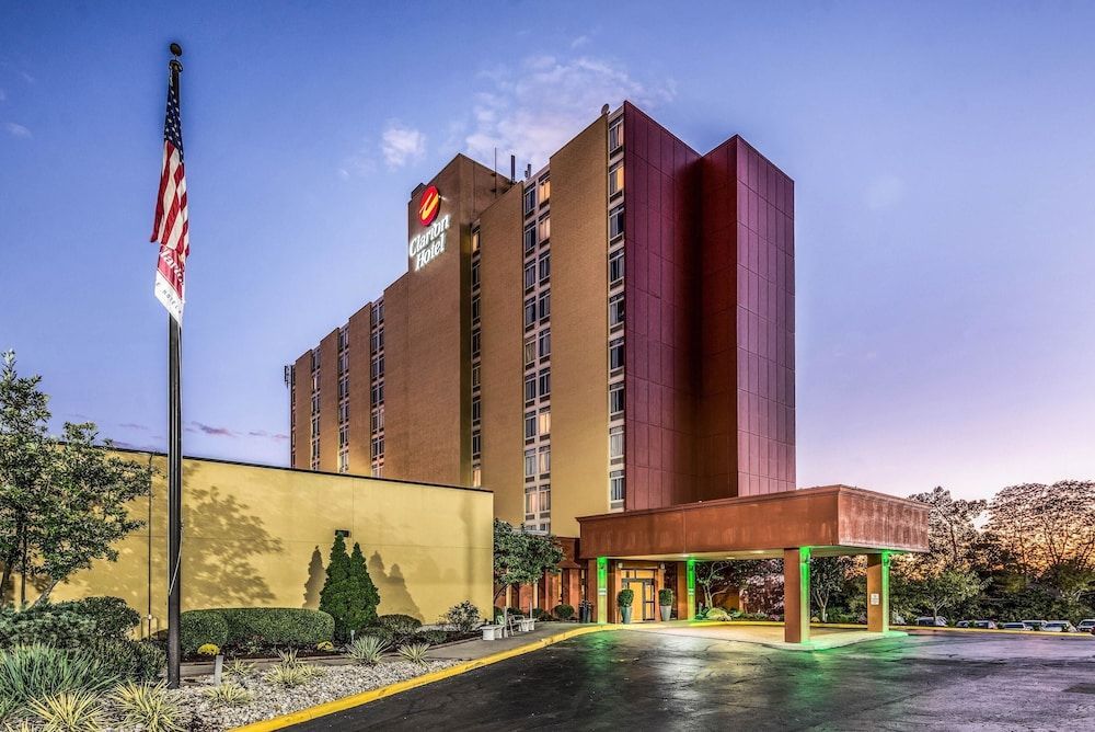 CLARION HOTEL - CINCINNATI NORTH 1