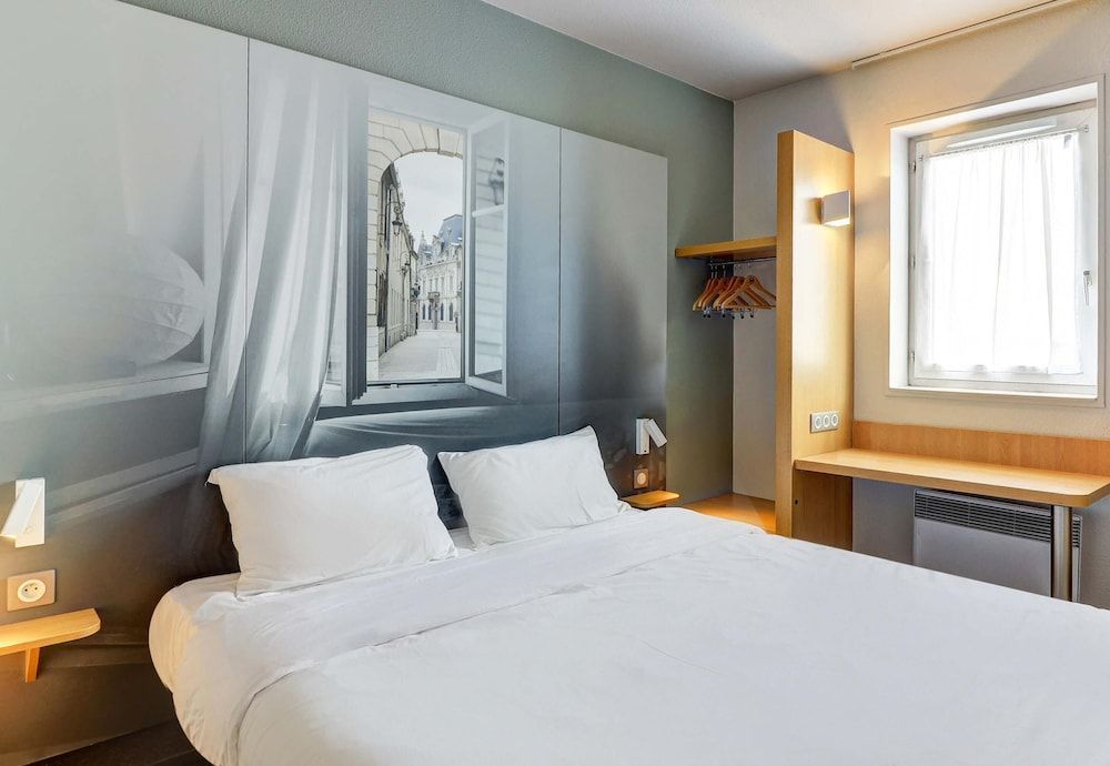 B&B HOTEL Dijon Les Portes du Sud 1