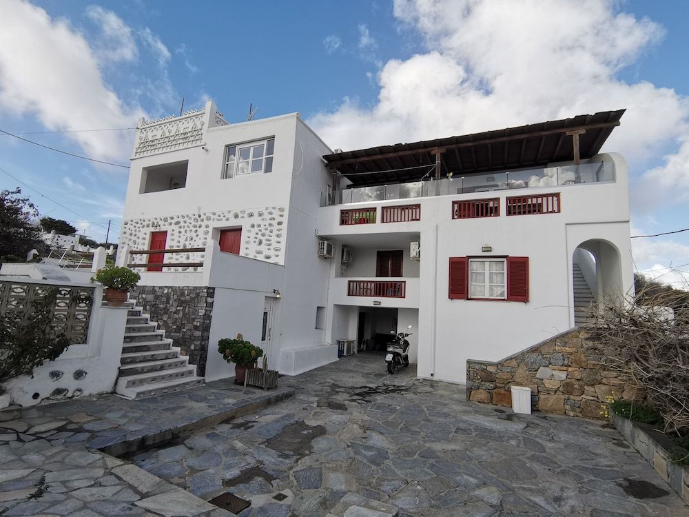 VILLA VASILIS ORNOS 1