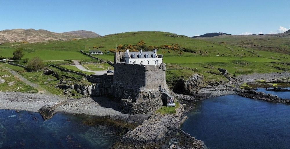 Mingary Castle - Restaurant with Rooms 1