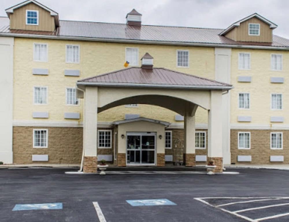 Jonestown Inn 1