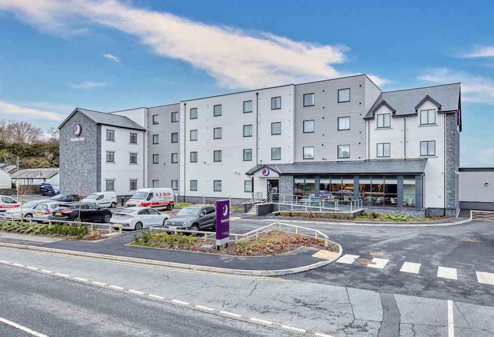 Premier Inn Porthmadog 1