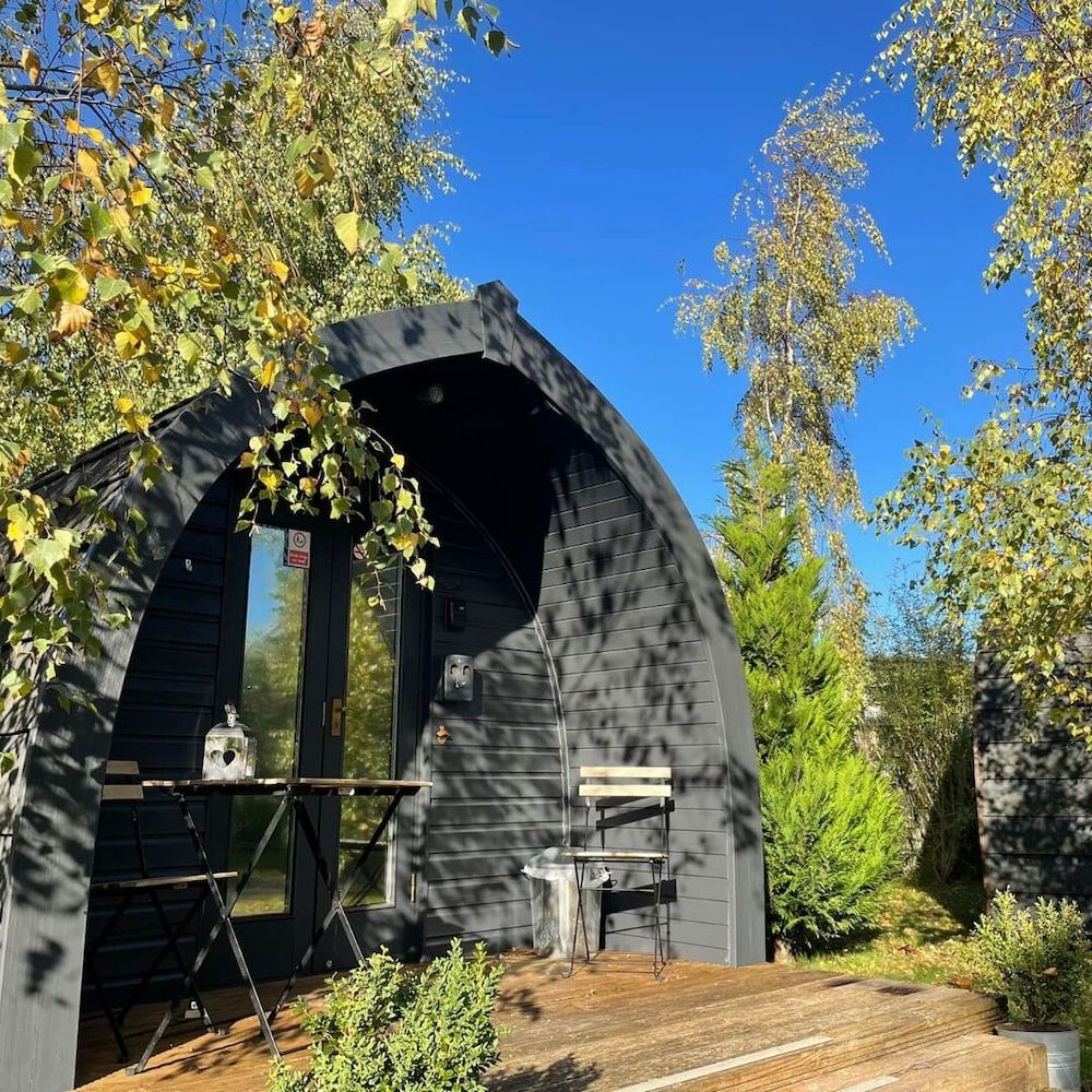 The Little Hide - Adult Only Camping Pods 1