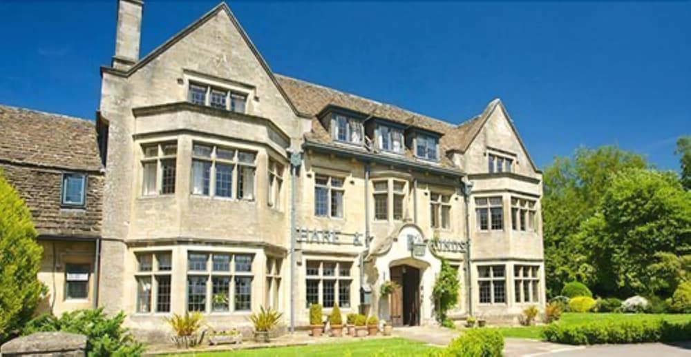 The Hare & Hounds Hotel 1