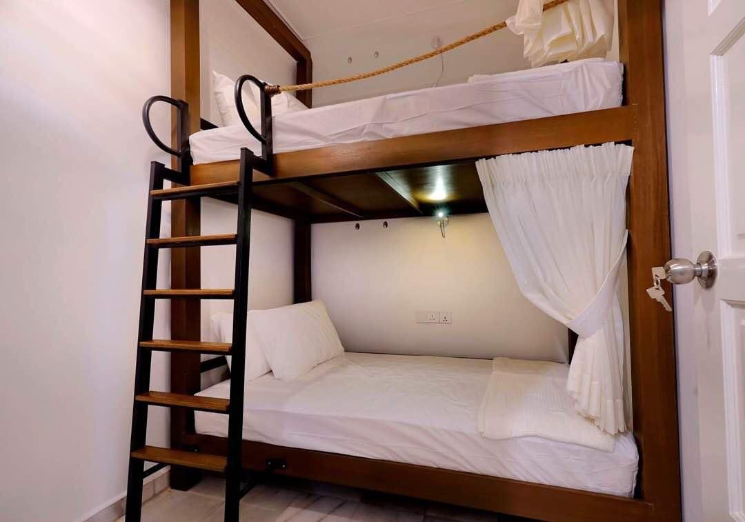 Leisure Lodge 1