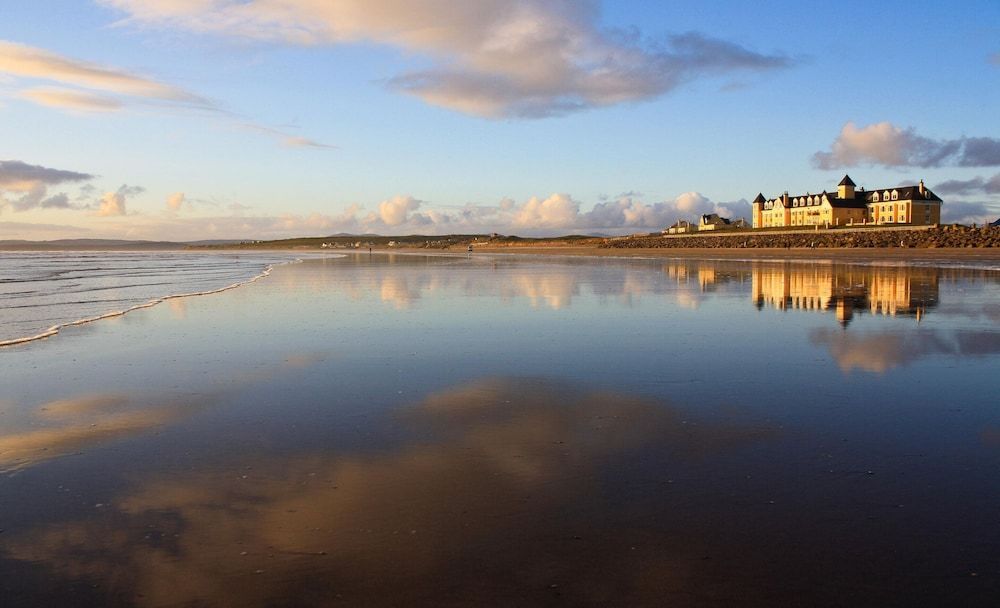 Sandhouse Hotel 1
