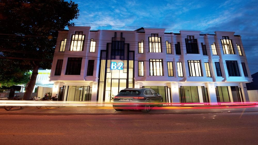 B2 Riverside Premier Hotel 1