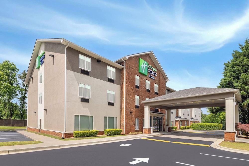 Holiday Inn Express & Suites BUFORD NE - LAKE LANIER by IHG 1