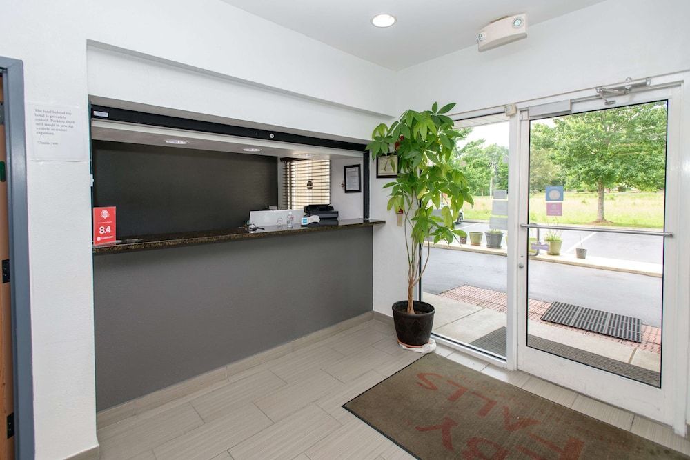 HomeTown Inn-Ringgold 2
