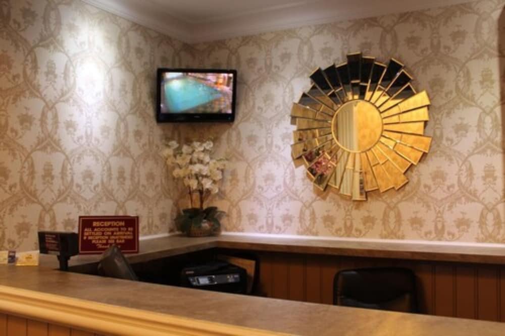 The Heritage Hotel 2
