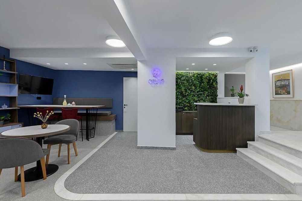 Acro Urban Suites 2