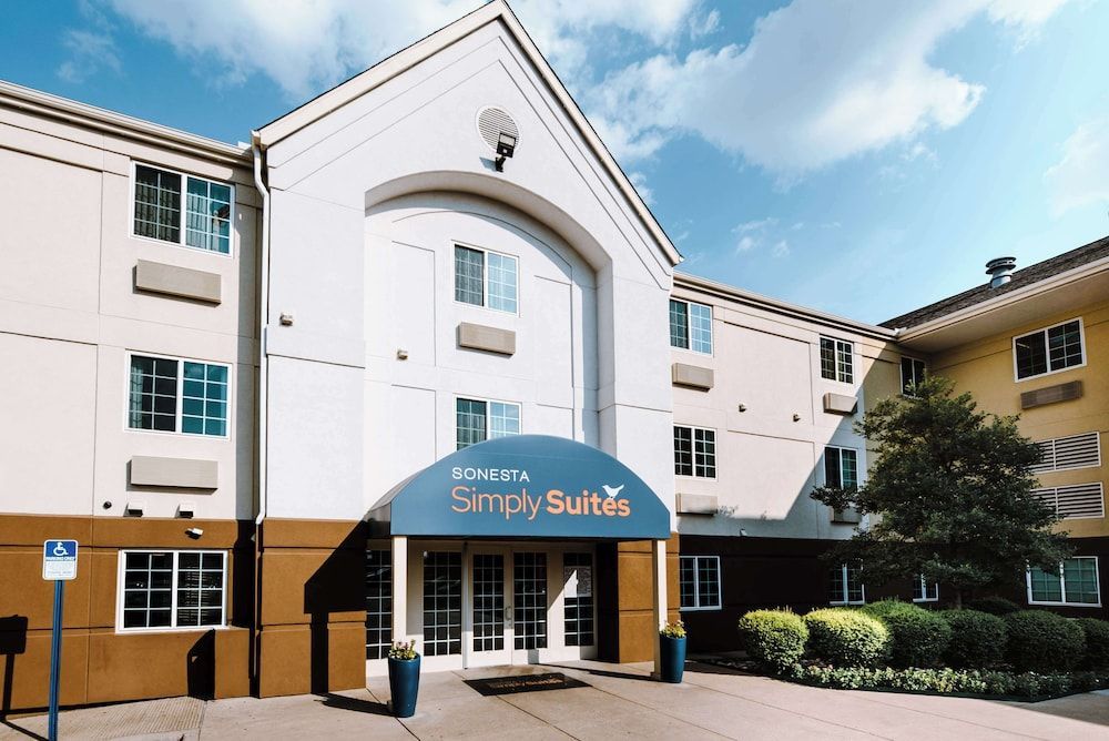Sonesta Simply Suites Dallas Richardson 1