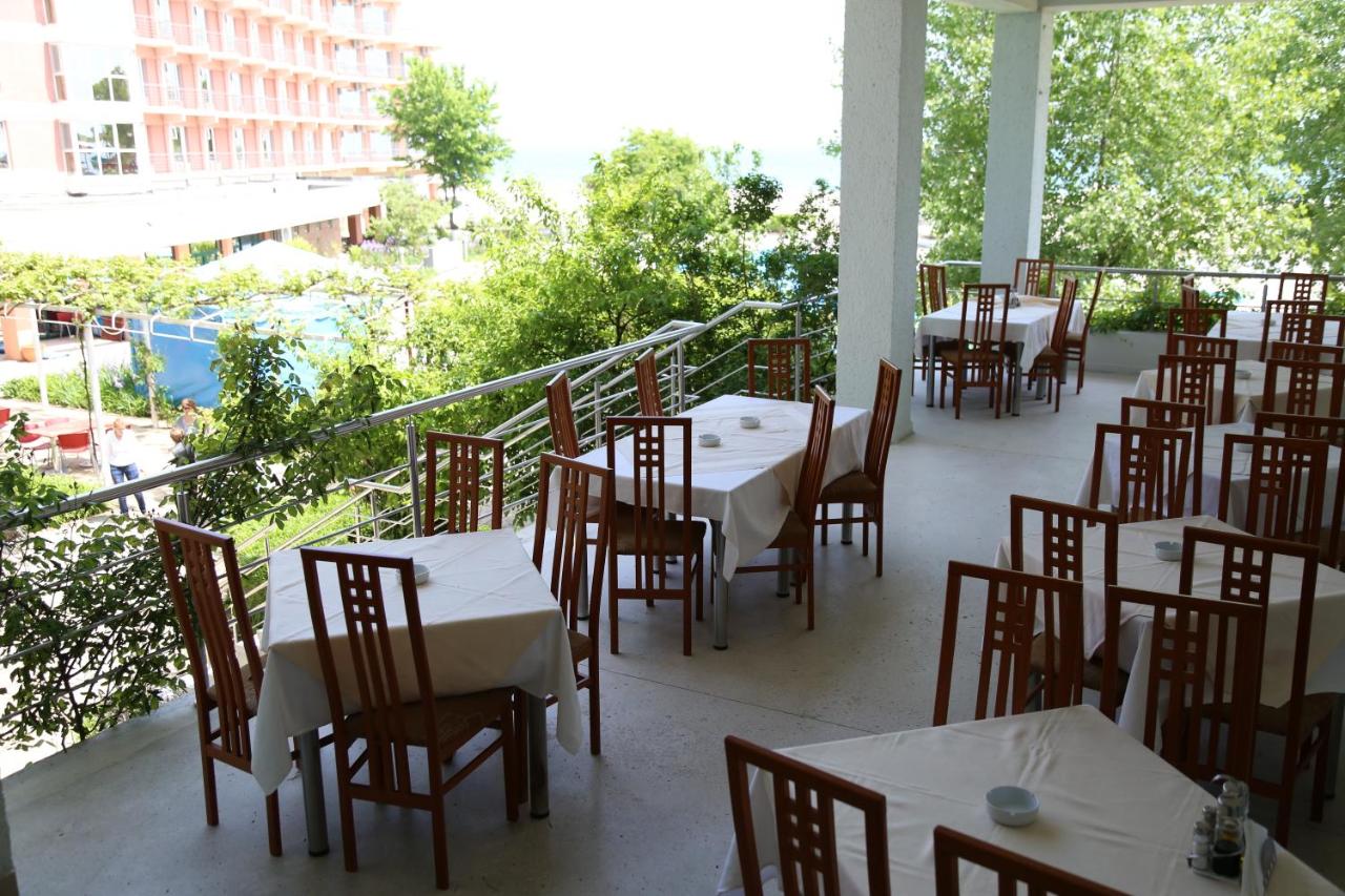 Hotel Comandor 1