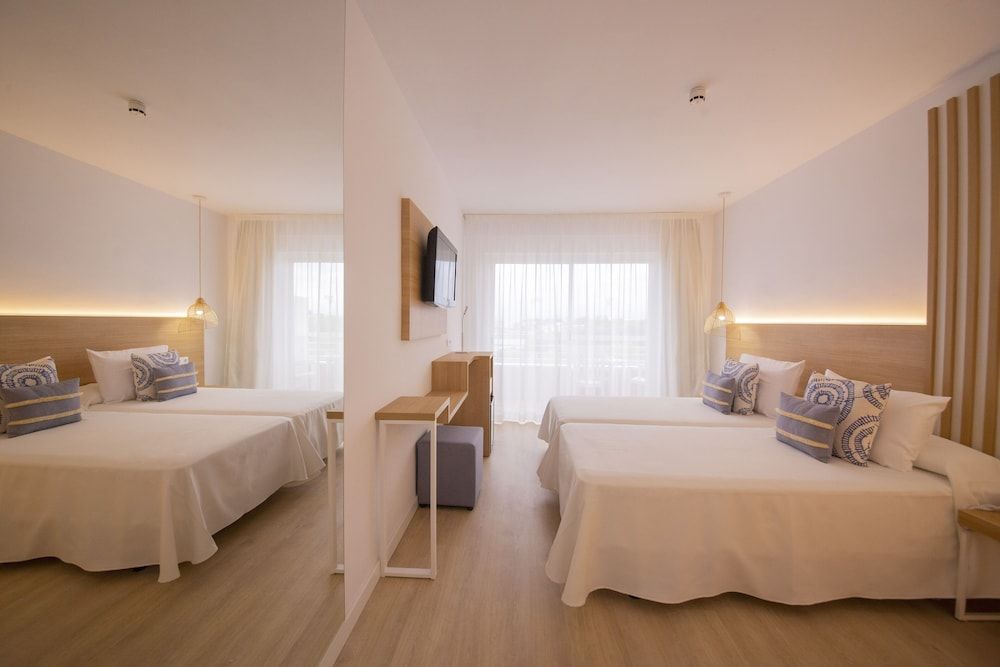 Hotel Cala Font 2