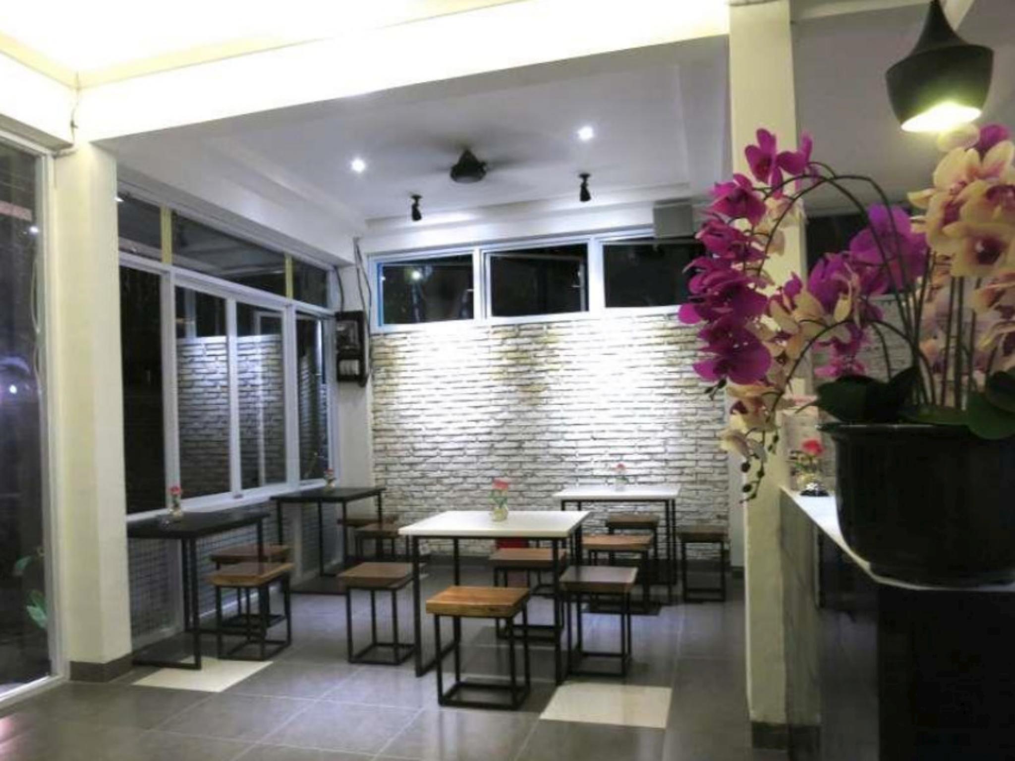 Hart Hotel 2