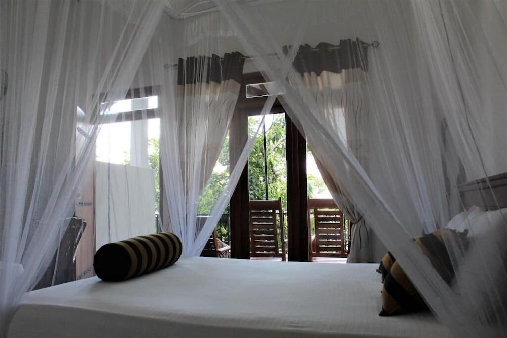 Amado Homestay Ella 2