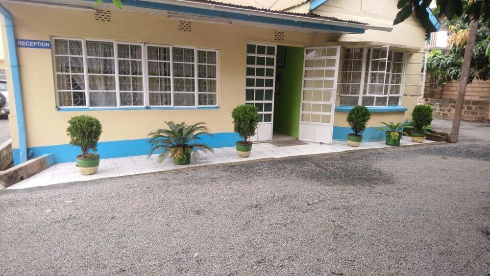 Dreamland Hotel 1