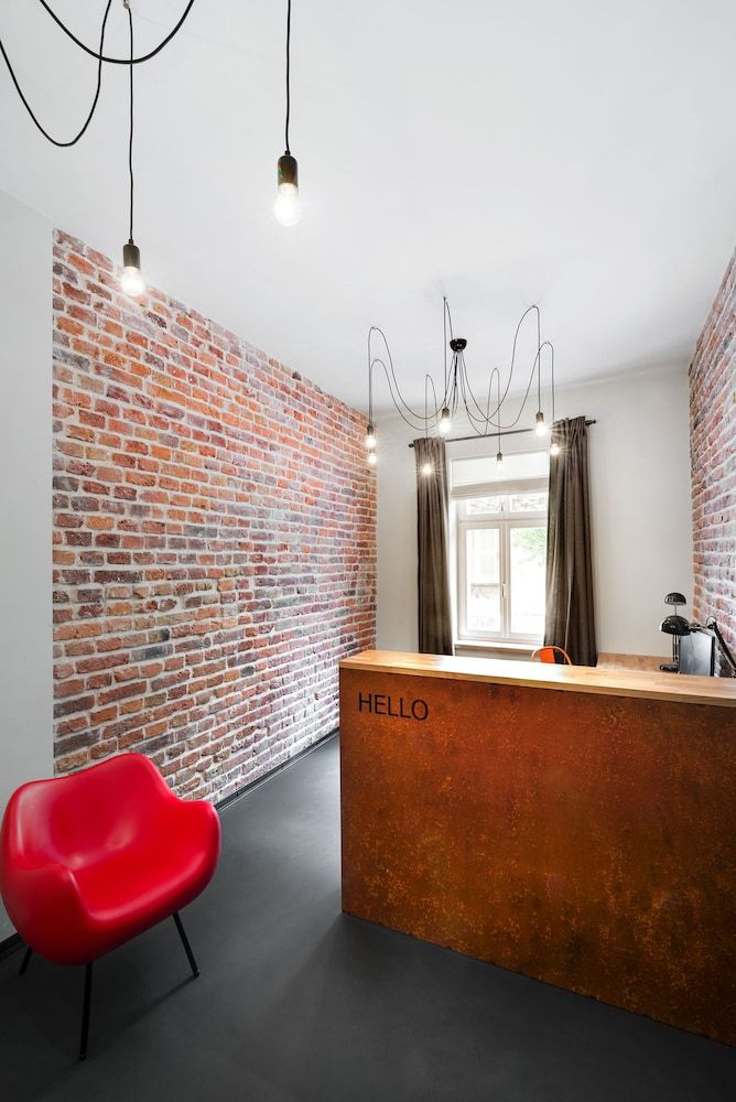 Well Well Aparthotel 2