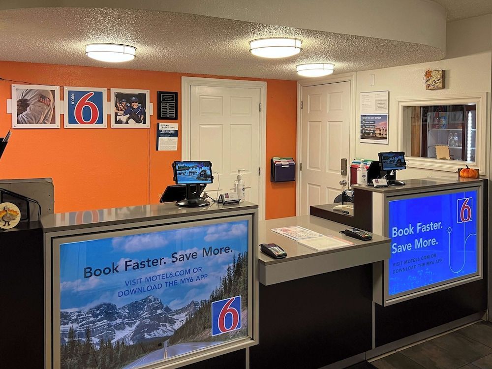 Motel 6-Butte, MT - Historic City Center 2