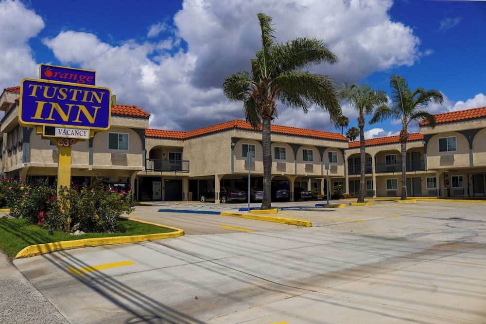Orange Tustin Inn in Orange 1
