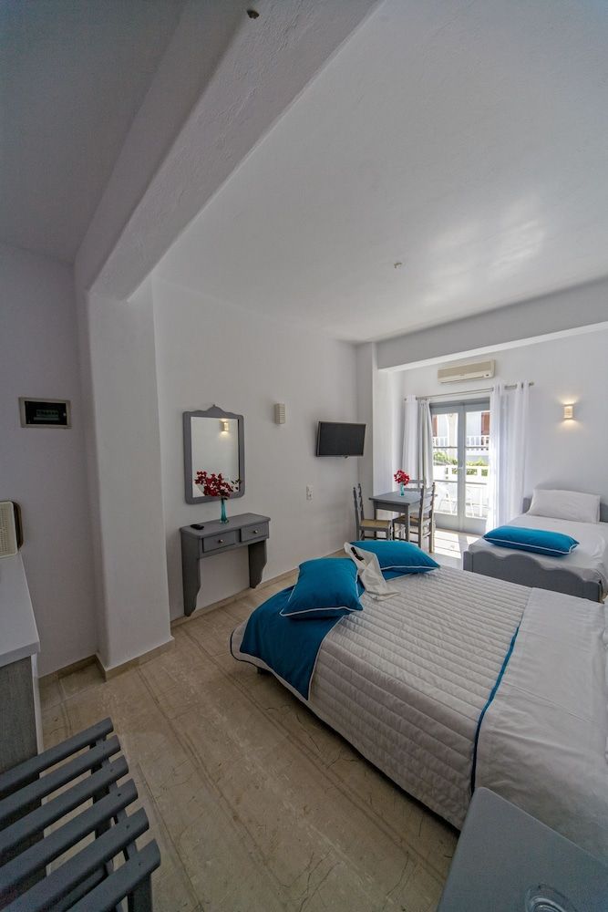 Blue Waves Suites & Apartments 2