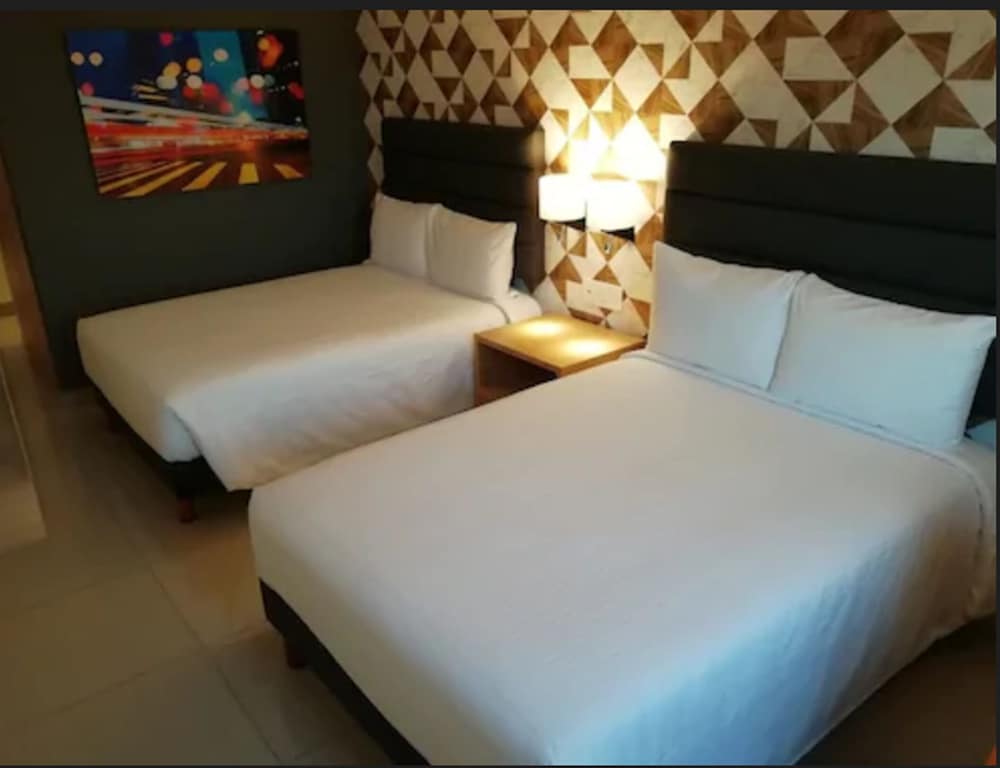 Hotel Urbainn 1