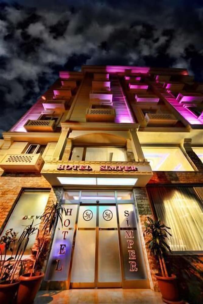 Simper Hotel 1