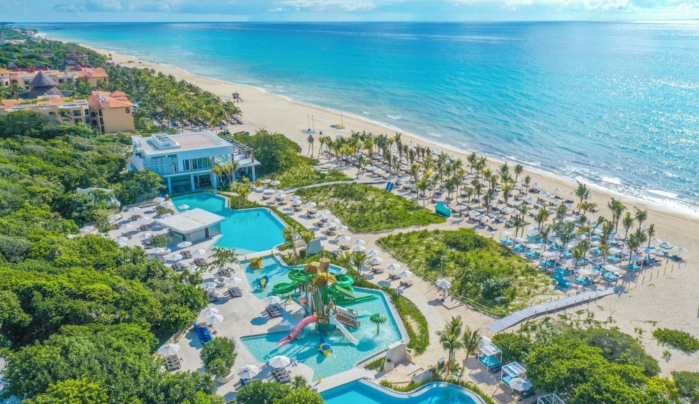 Platinum Tower at Sandos Playacar All Inclusive 1
