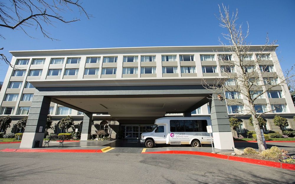 Coast Gateway Hotel 1