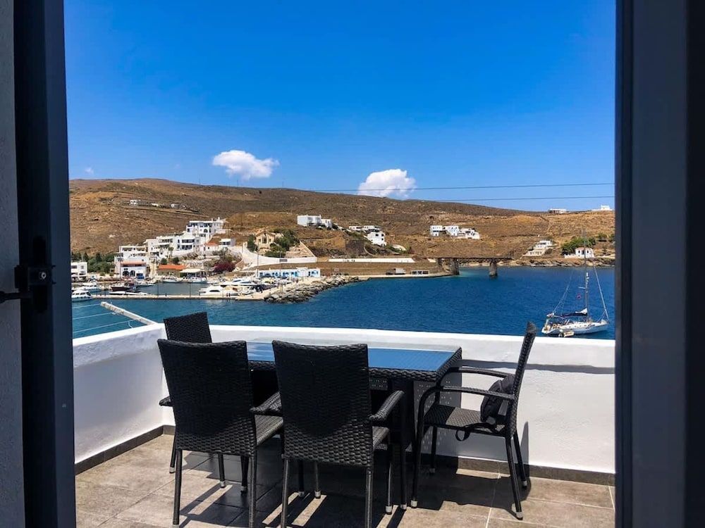 Seafront Alos Gem - Loutra Seaview Escape 2