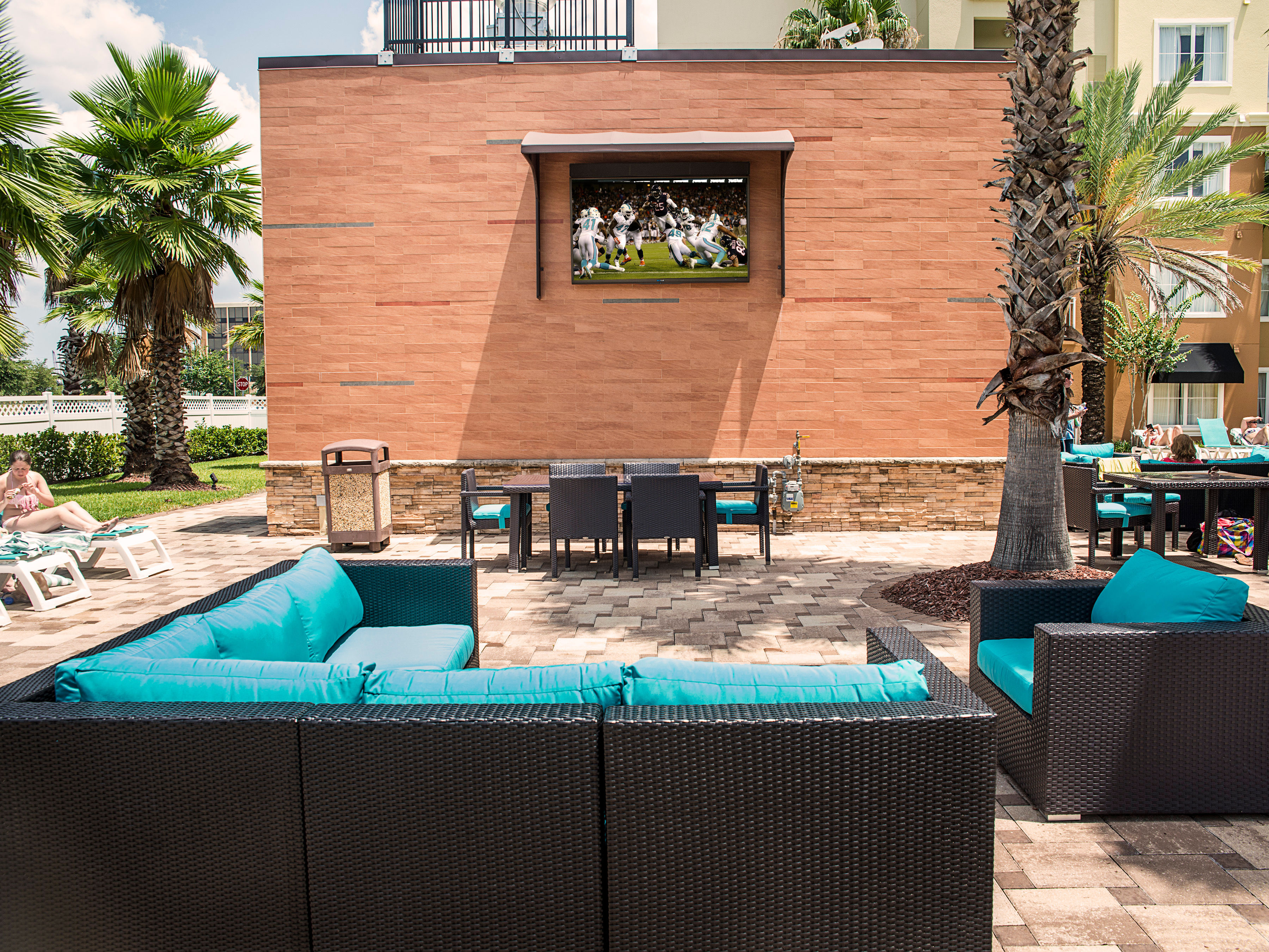 The Point, Lux Apartment 4 min from Universal 2