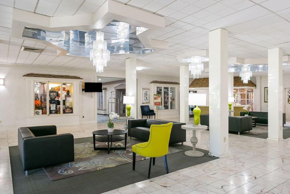 Eisenhower Hotel and Conference Center 2