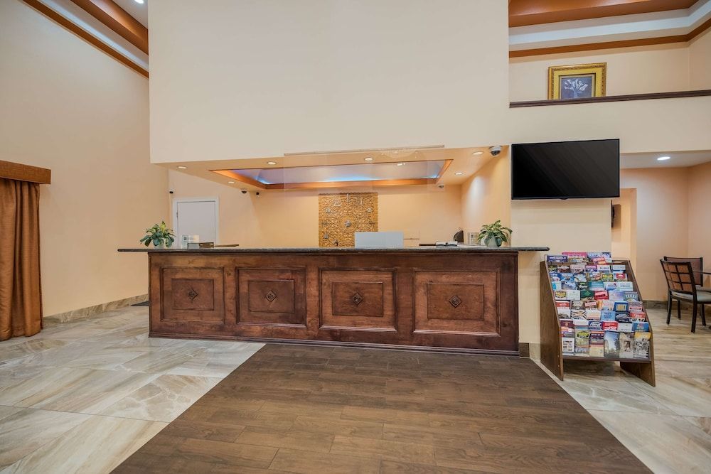 SureStay Hotel by Best Western Mt Pleasant 2