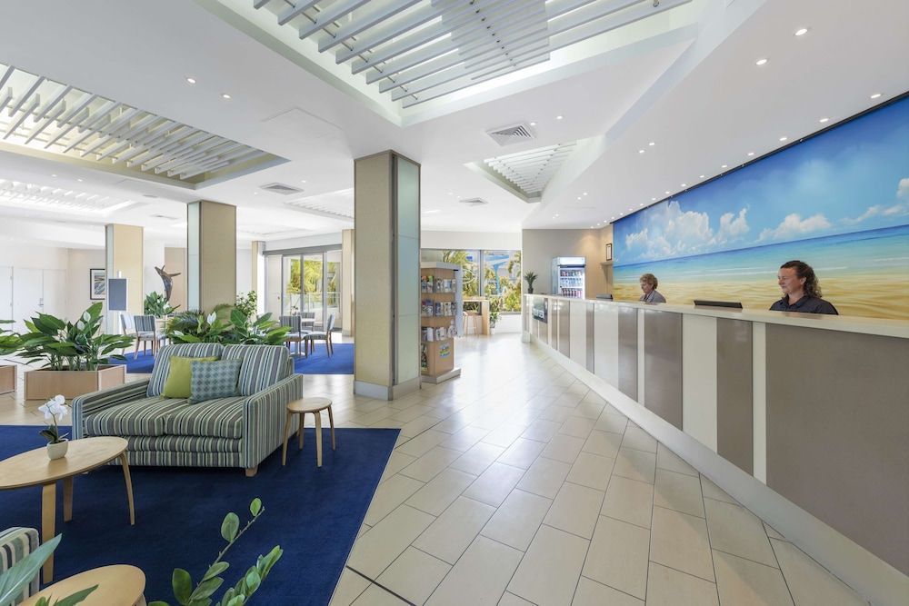 Oaks Hervey Bay Resort and Spa 2