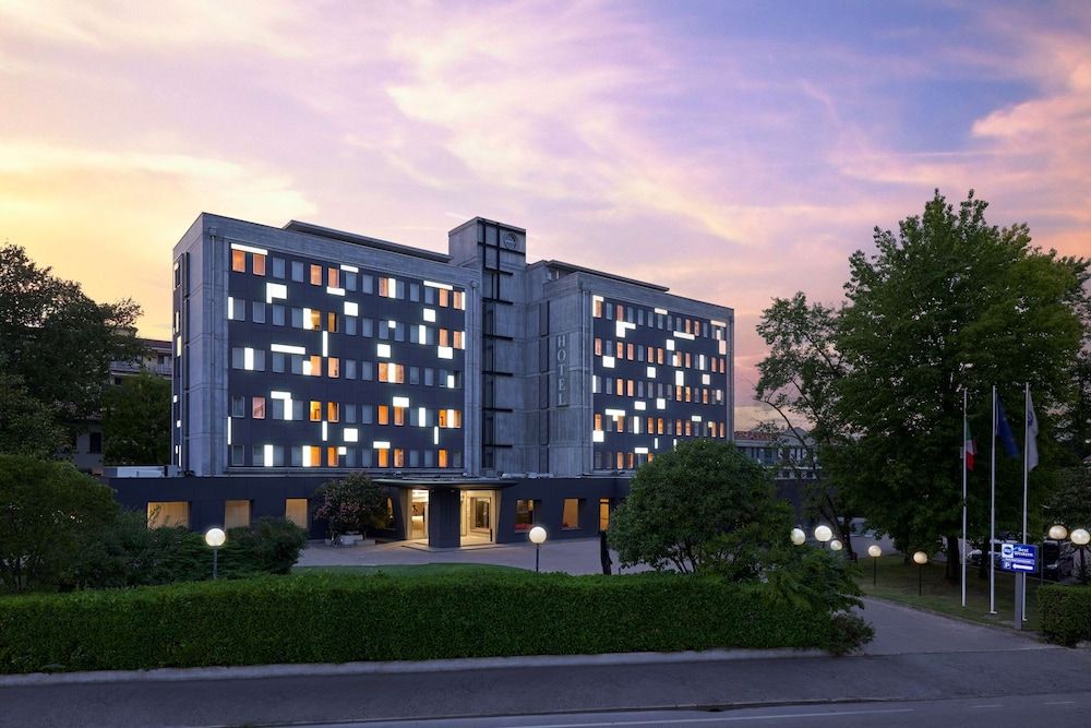 Best Western Park Hotel Continental 1