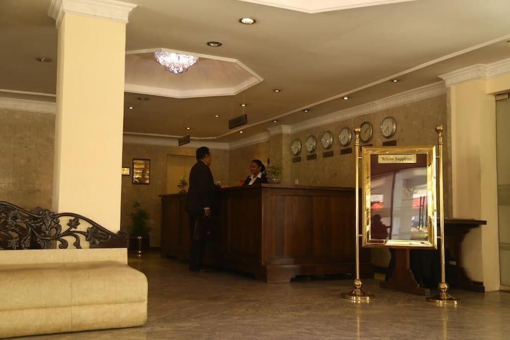 Hotel Sapphire 2