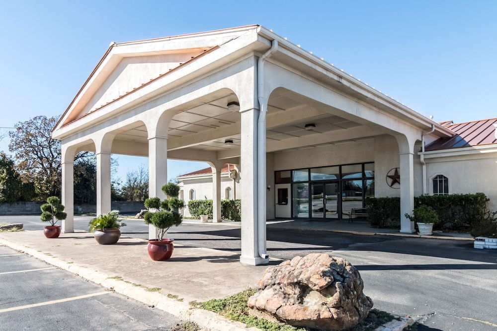 Motel 6 Stephenville, TX 1