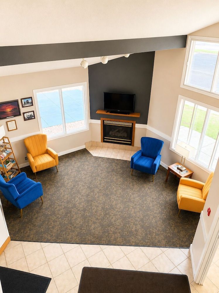 Days Inn by Wyndham Hinckley 2