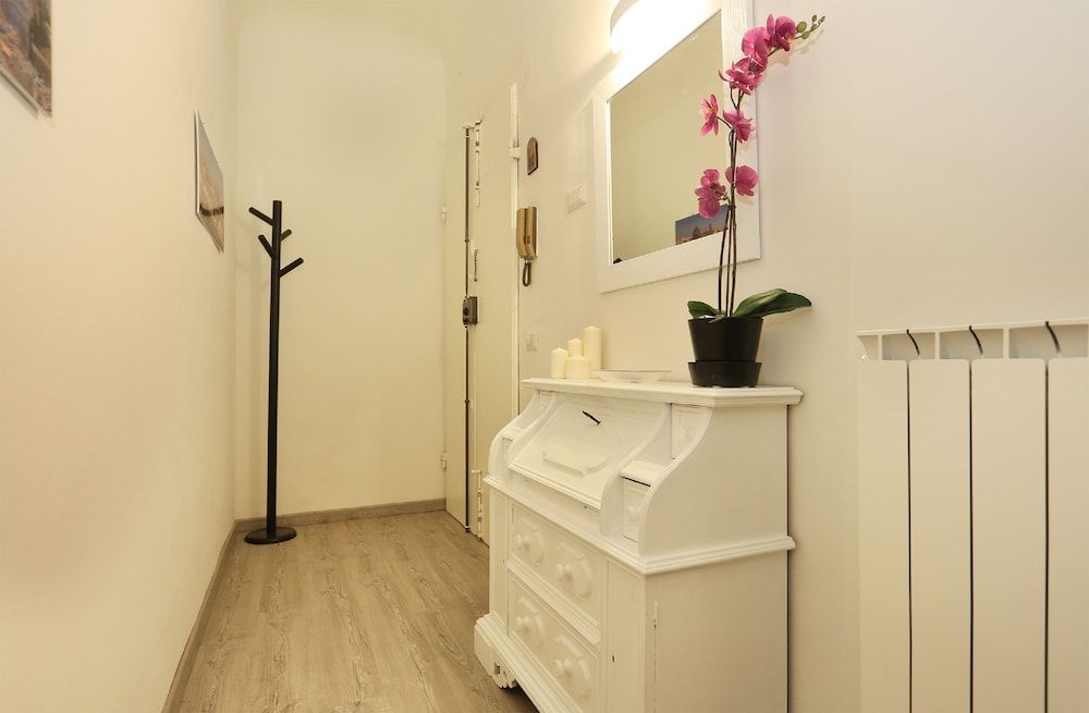 Cristina Suite 2