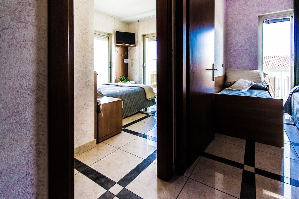Hotel Baviera 2