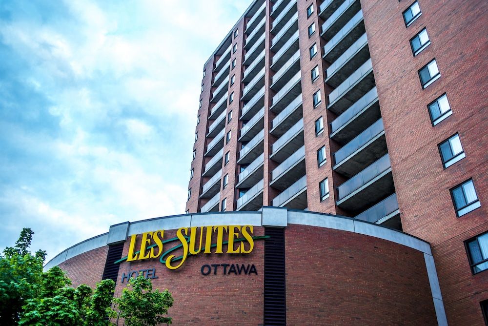 Les Suites Hotel Ottawa 1