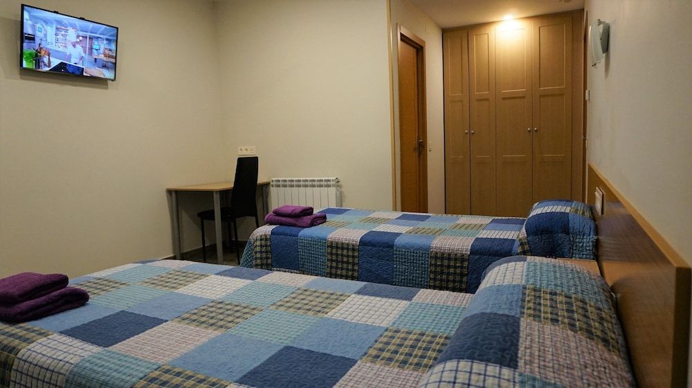 Pensión Calfred II 1