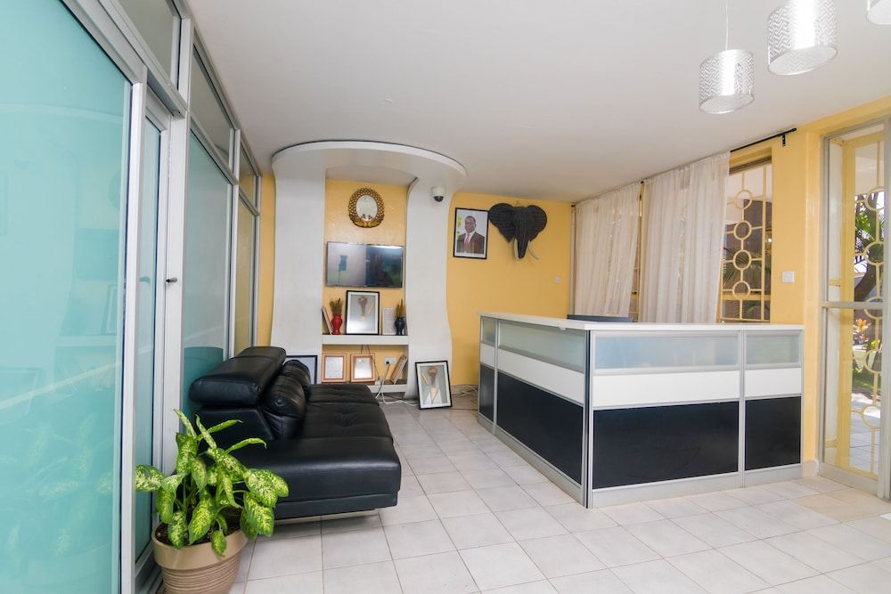 Orangestar Lodge 2