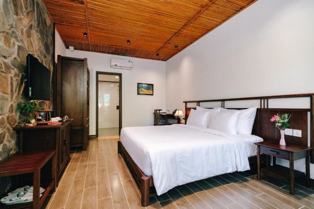 Tam Cốc Valley Eco Resort 1