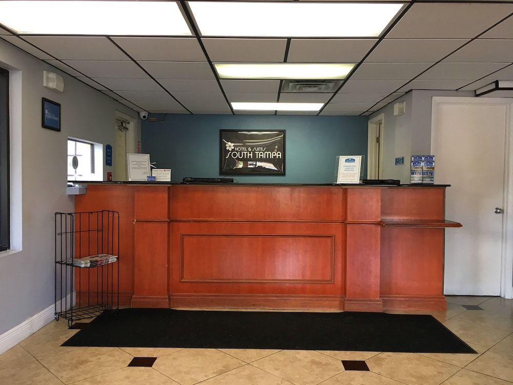 Hotel South Tampa & Suites 2