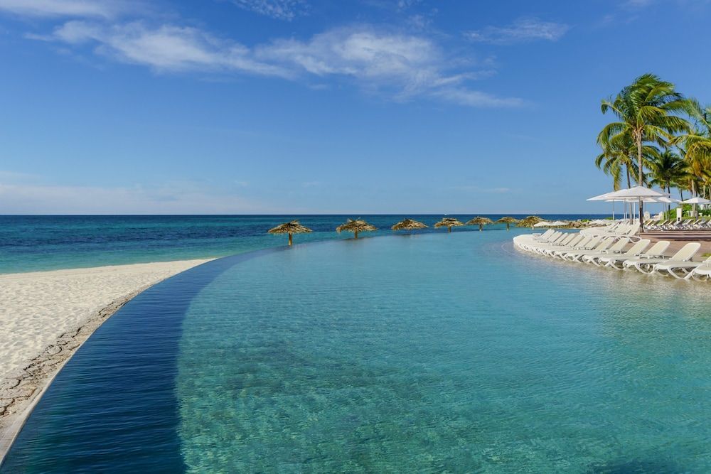 Lighthouse Pointe at Grand Lucayan - All Inclusive 1